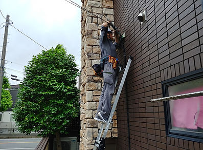 歯科医院の外壁へIR防犯カメラ取付