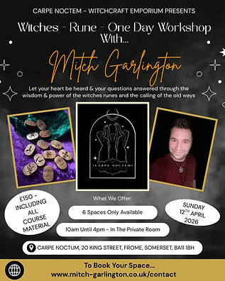 Black And Gold Modern Tarot Reading Instagram Post (2).jpg