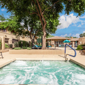 condos for sale in Scottsdale with pool.