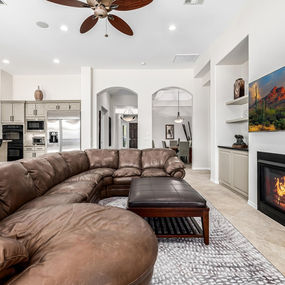 Aviano Desert Ridge real estate agent.