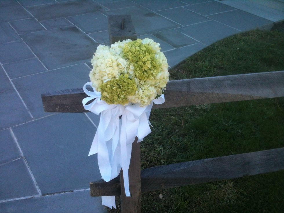 Flowers By Rori Hamptons North Fork Weddings and Special Occasion Florists Westhampton ceremony 4