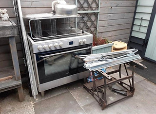 Oud ijzer achtertuin gasfornuis