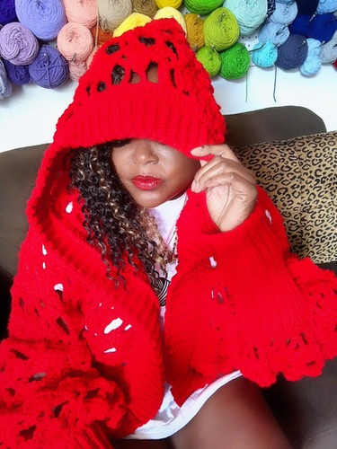 The Scarlett Hooded Cardi Pattern | 2Bossayknits