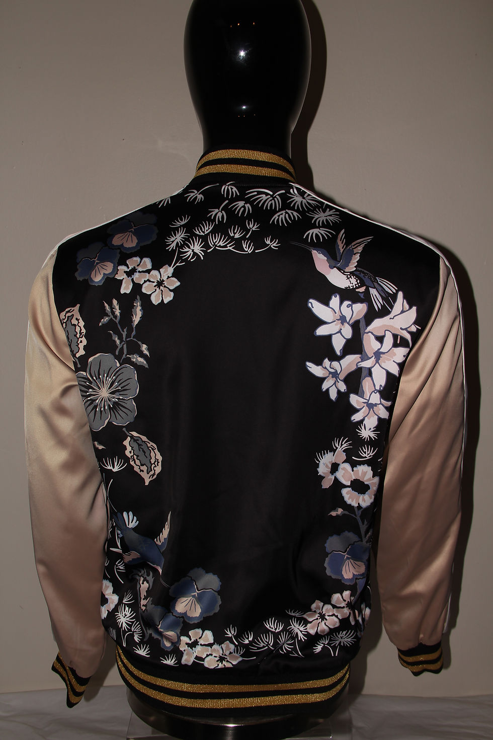 Thumbnail: Sean John Bomber