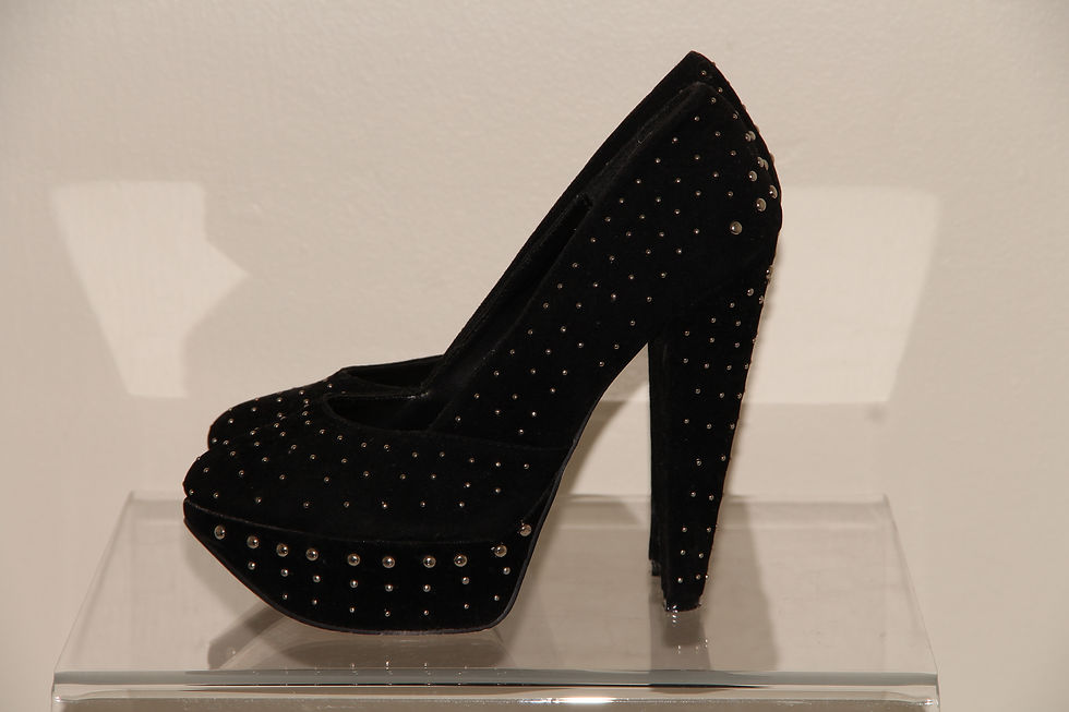 Thumbnail: Shiek Heels
