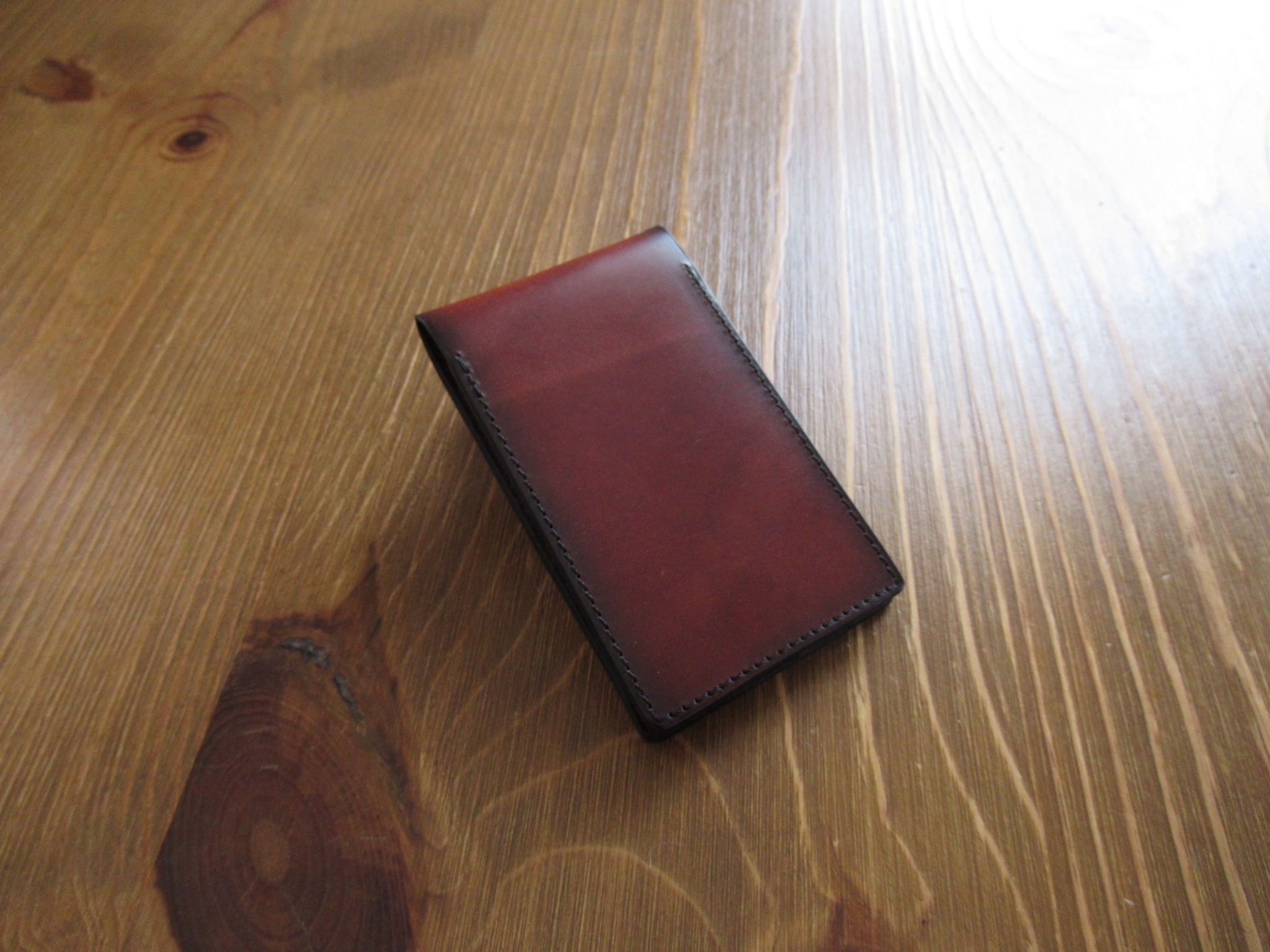 マレンマレザー使用の縦型カードケース