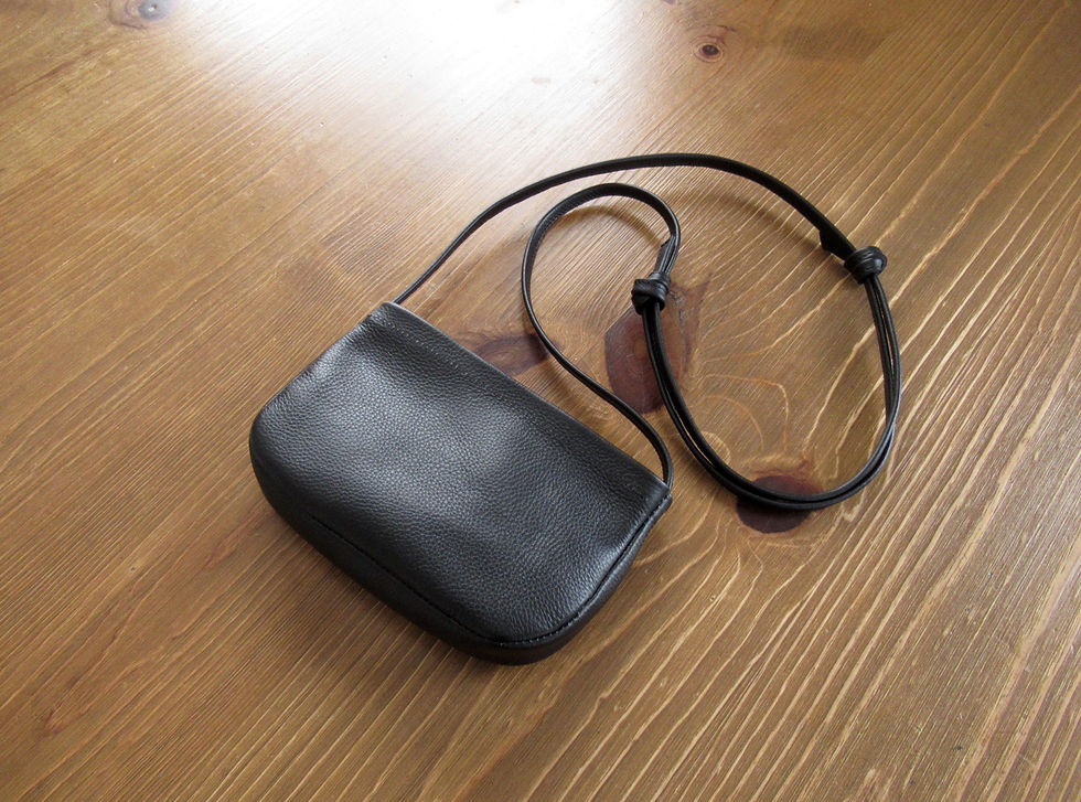 ミニショルダー/アリゾナの黒を横から