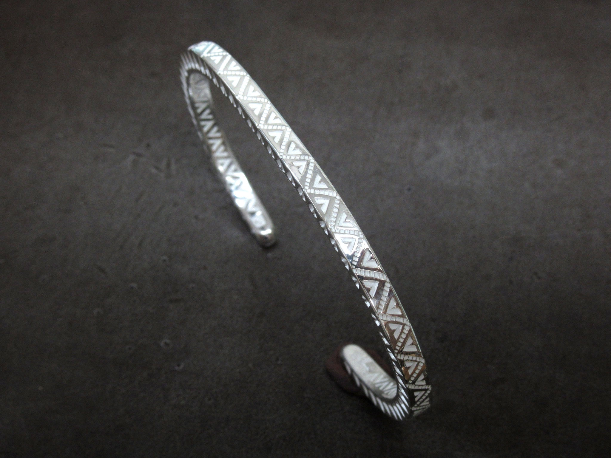 シルバー925 バングル ジオメトリック スパイラル