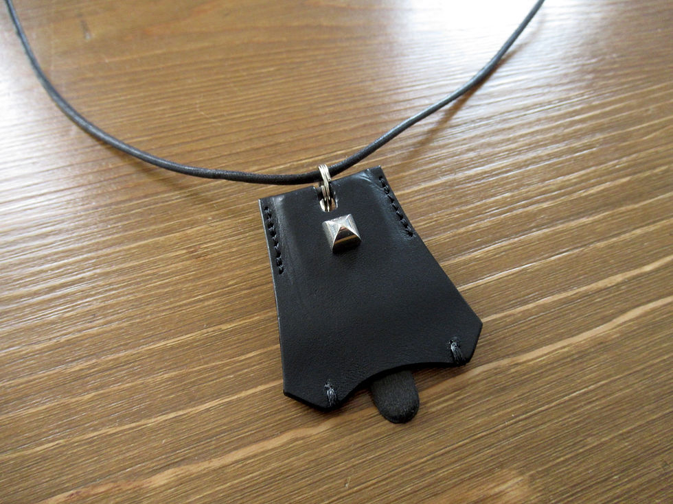 サムネイル： Neo Clochette / Hi-Square Studs