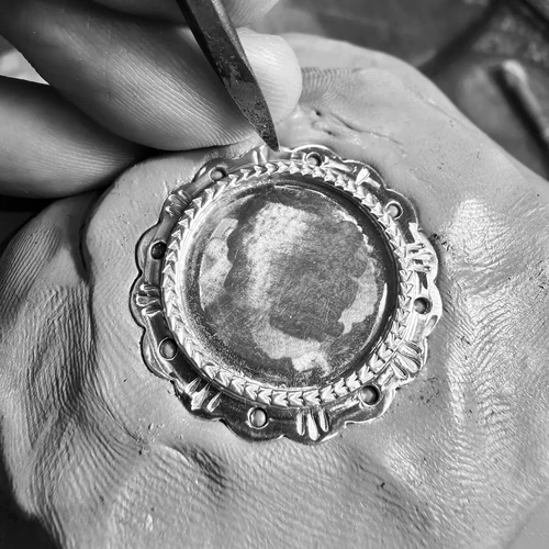 ※週末値下げ※フラワーコンチョ・silver925 ※刻印有り ファッション小物 フラワーコンチョ(silver925)刻印有り※