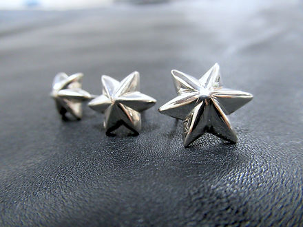 シルバー925スタッズ/ 銀無垢スターSTAR Studs | AZZWELL
