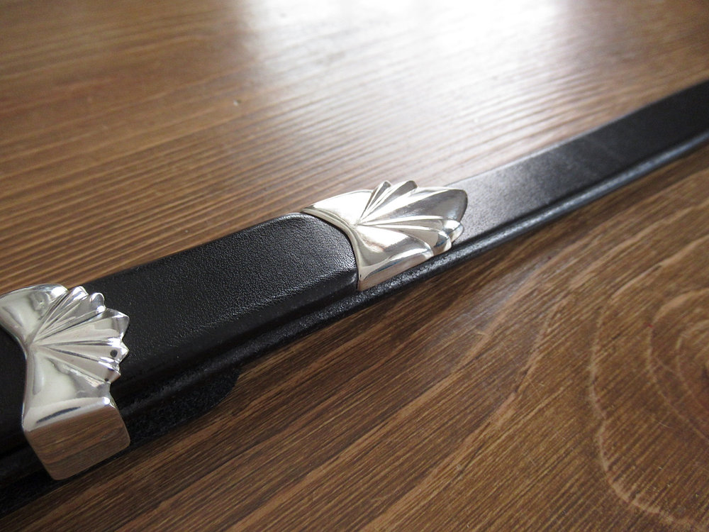オーダーメイドベルト｜シルバー925剣先パーツの魅力
