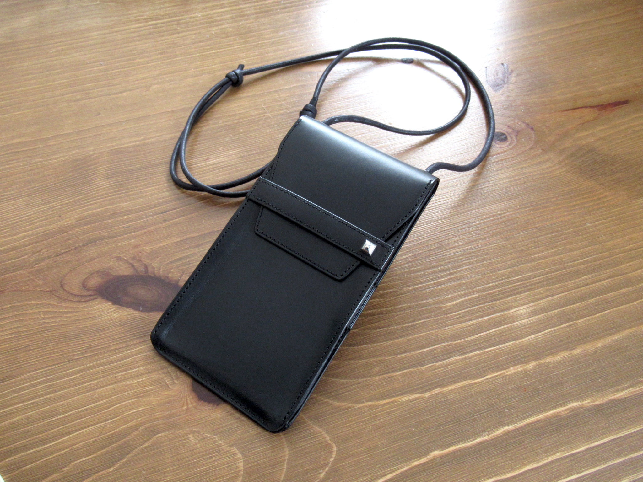 Multi Case / M Studs