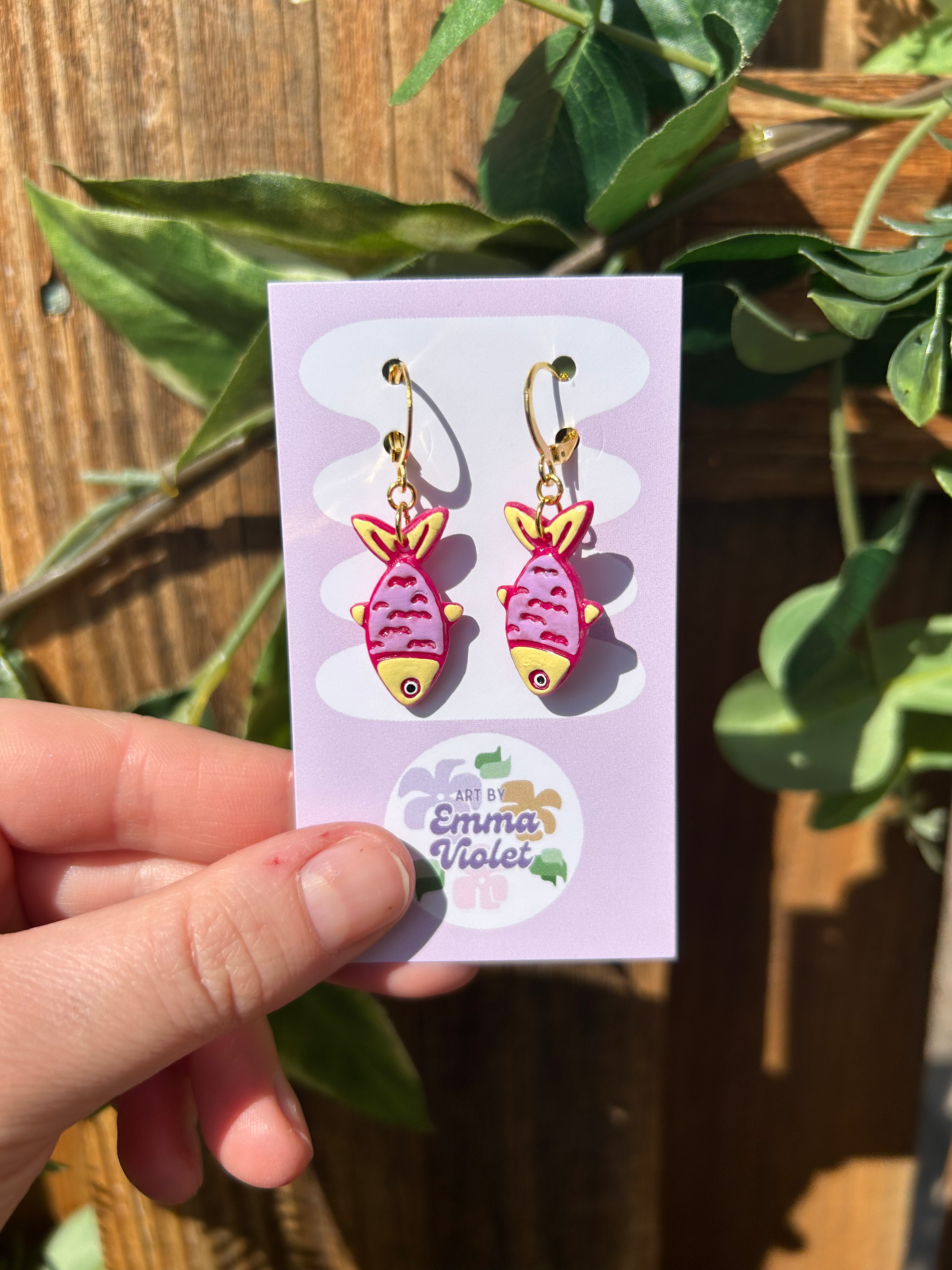 Magenta Fish (Gold Huggie)