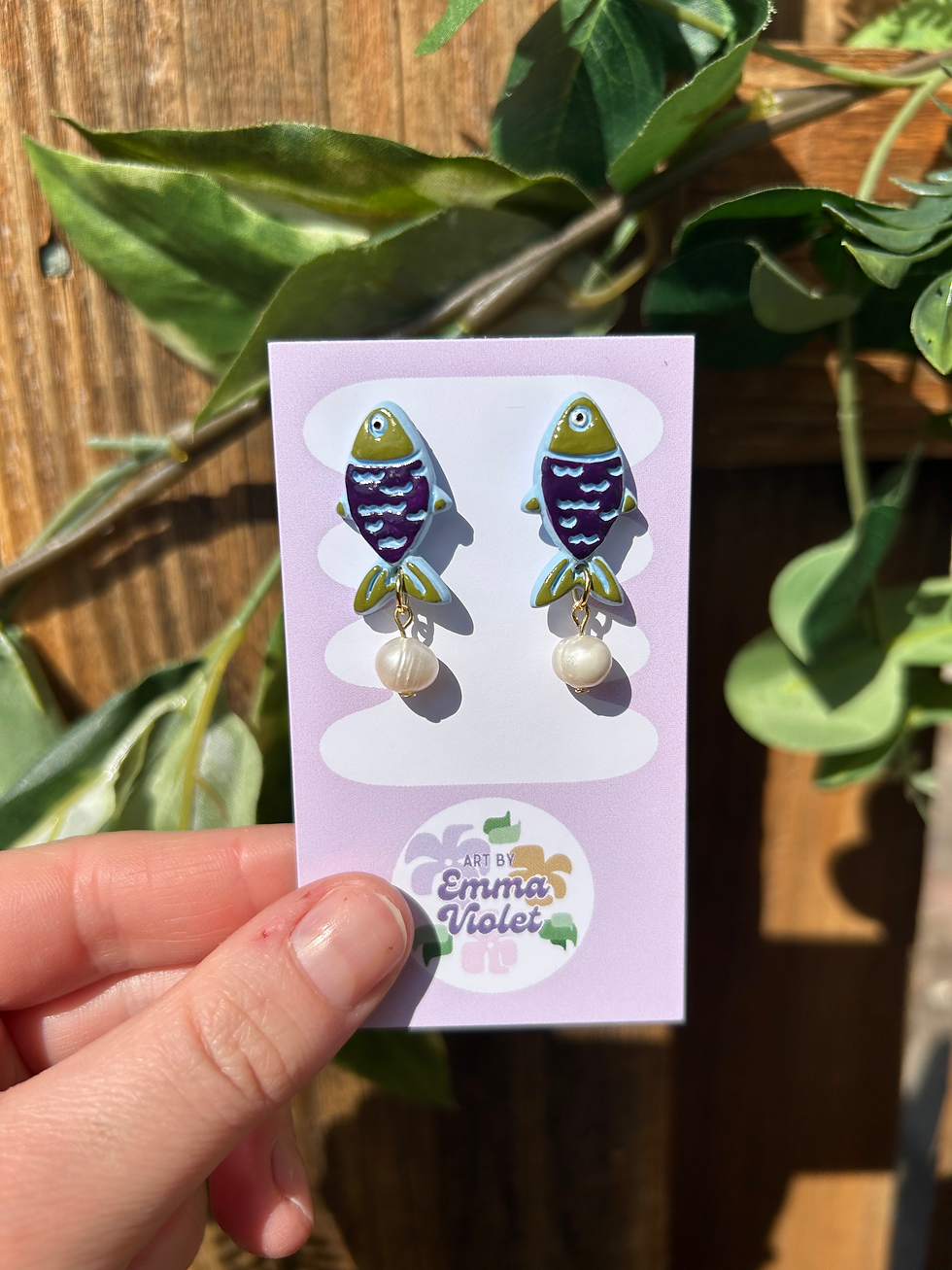 Light Blue Fish (Gold with Pearl)