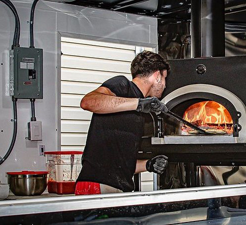 Pizza Maker