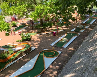 mini golf.jpg