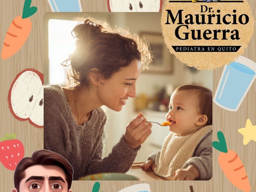 “Bebé iniciando la alimentación complementaria con frutas y verduras, imagen que representa el comienzo de una etapa clave en el desarrollo nutricional y sensorial infantil.”
