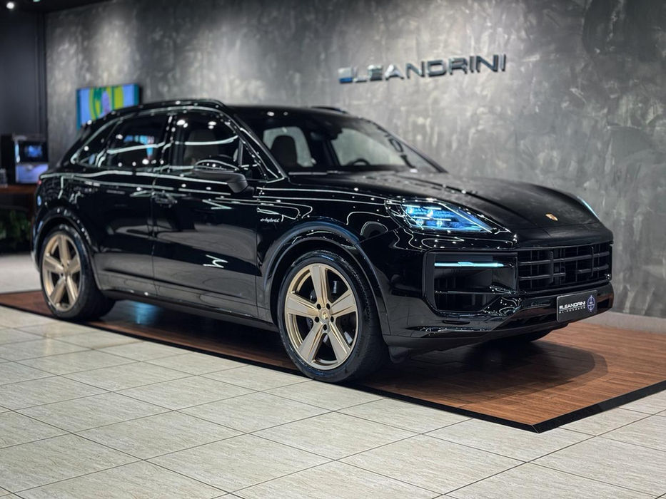 Porsche Cayenne e-hybrid 2024 - 12.000km
Blindada 𝙇𝙀𝘼𝙉𝘿𝙍𝙄𝙉𝙄 𝙐𝙇𝙏𝙍𝘼-𝙇𝙄𝙂𝙃𝙏𝙒𝙀𝙄𝙂𝙃𝙏
R$ 975.000,00