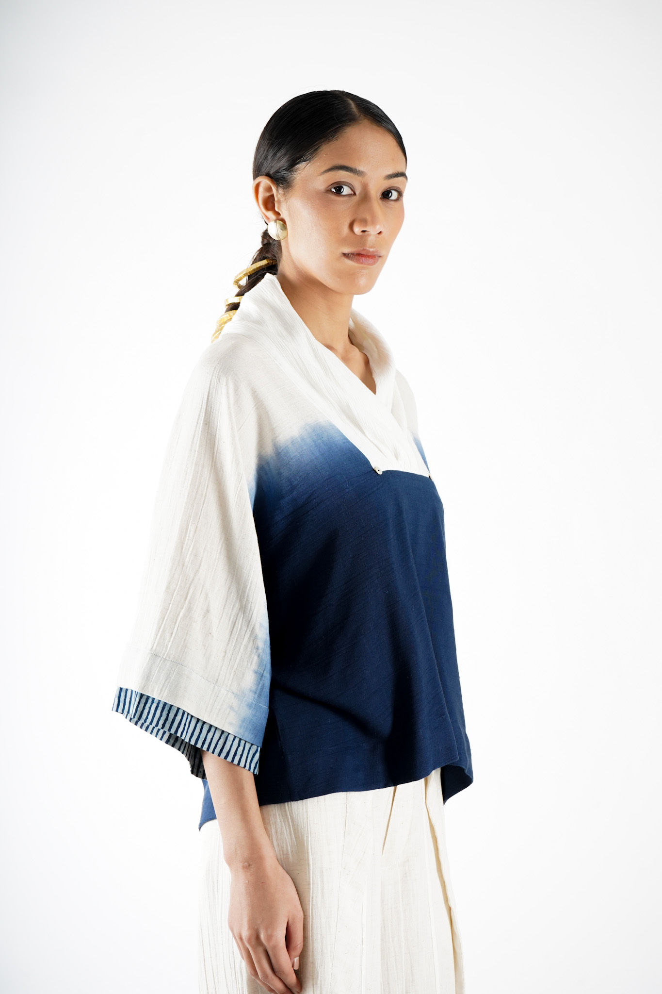 T-len collar T shirt