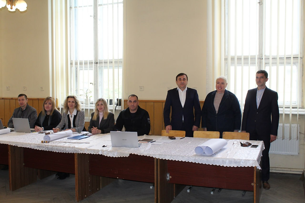 Від аудиторії до залізниці: впевнений крок випускників