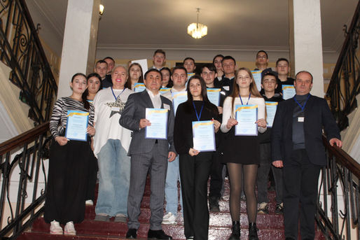 Коледж під керівництвом молоді!