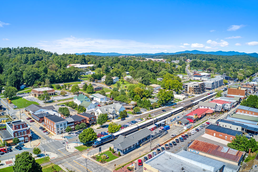Your Ultimate Summer Escape to Blue Ridge, Georgia āļøšæ