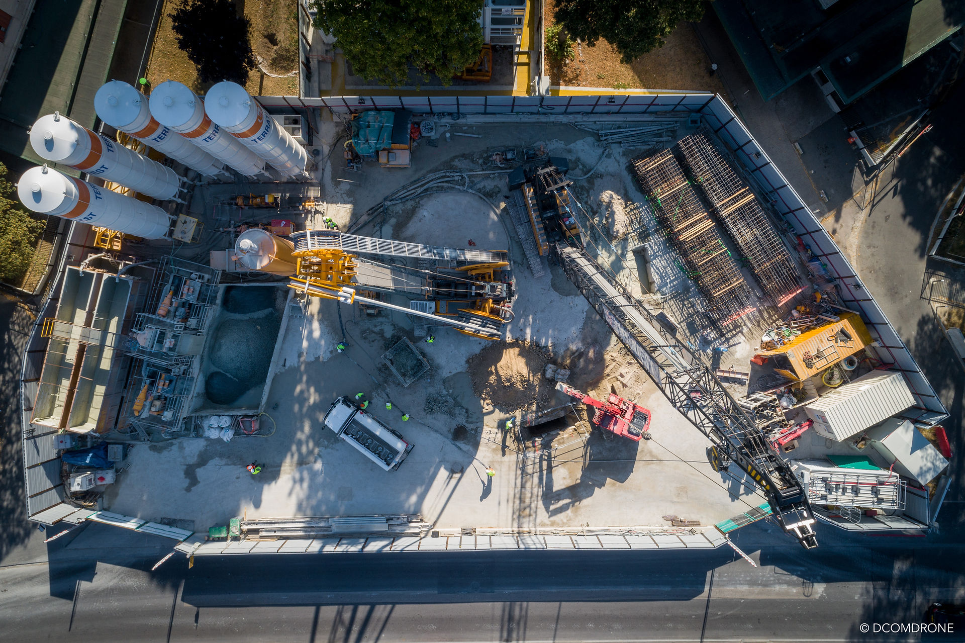Suivi de chantier de construction par drone Photo et vidéo par drone Société DCOMDRONE prestation de prises de vue par drone en Seine-Saint-Denis en région parisienne