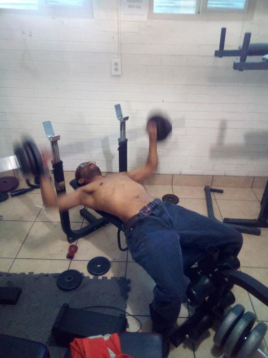 60151000_574060669668948_401815274964752