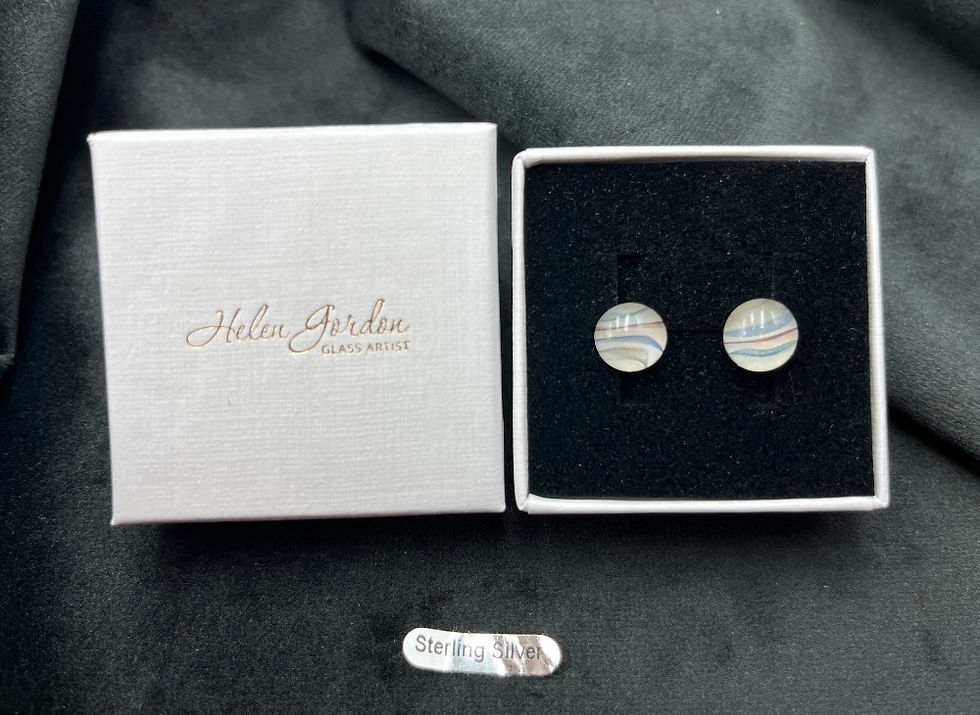 Thumbnail: Chic Ripple Earrings