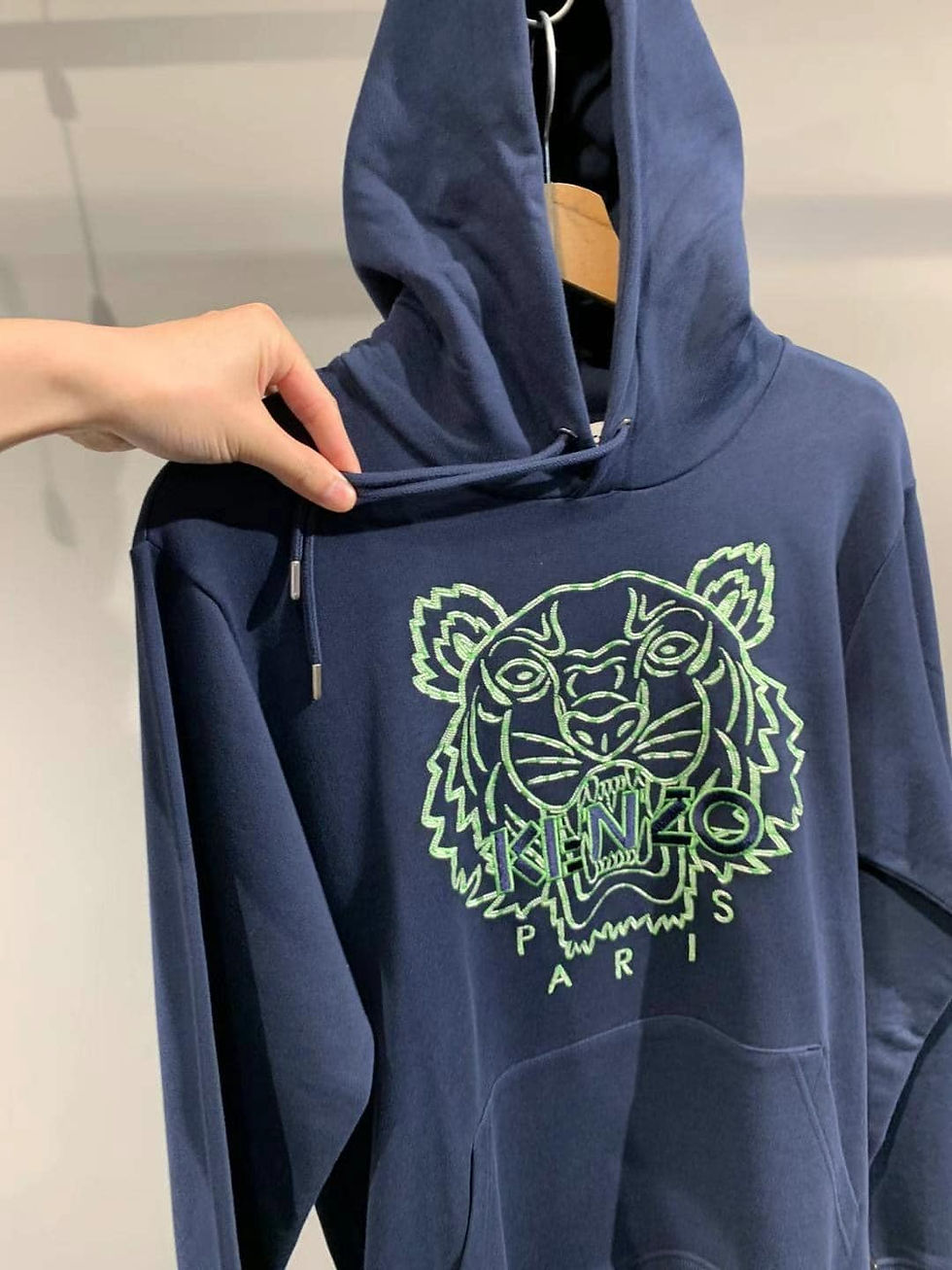 縮圖：KENZO 深藍色刺繡虎頭連帽衛衣