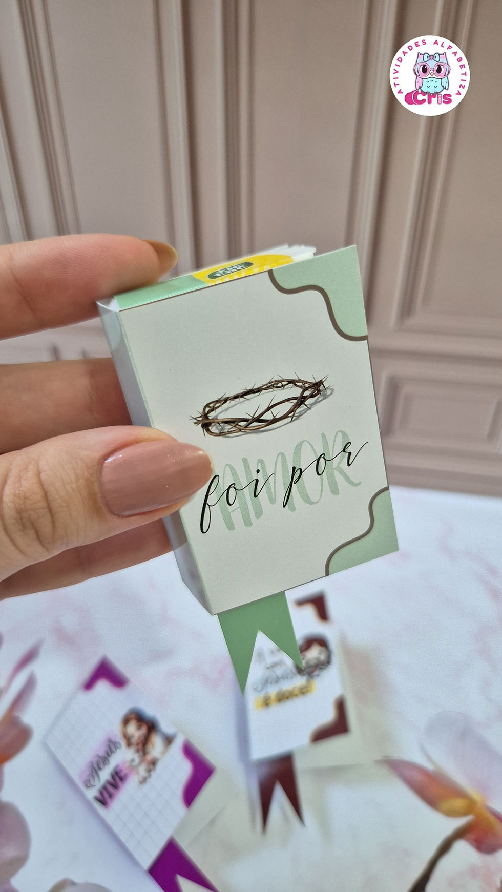 Miniatura: Lembrancinha de páscoa / Mini bíblia porta tictac ou chocolate bis