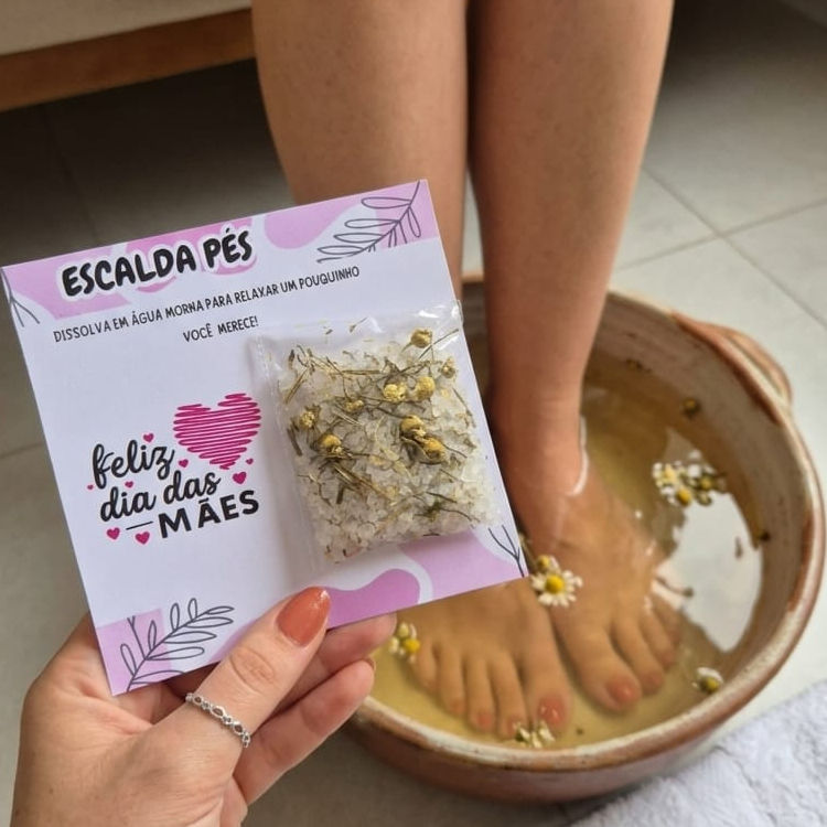 Thumbnail: Cartão Escalda Pés Lembrancinha dia das Mães em PDF 5