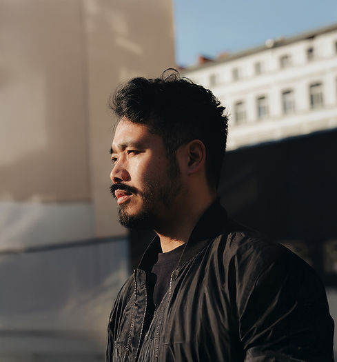Hojin-Kang-Portrait-by-Felix-Brueggemann_red.jpg