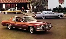 1977-Cadillac-de-Ville-group-.webp