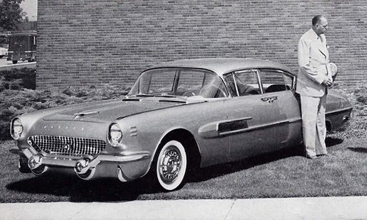 Pontiac Strato Streak 1954.jpg