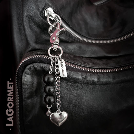 תמונה ממוזערת: LaGormet | מחזיק מפתחות לב וצ'ארמס מעוצב