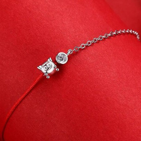 תמונה ממוזערת: TIWIP.co.il | צמיד משי אדום וכסף 925 - צמיד רימון