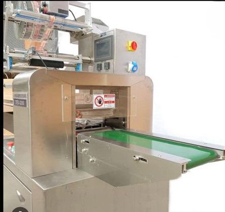 Thumbnail: Flow Wrap Packaging Machine w/ Printing