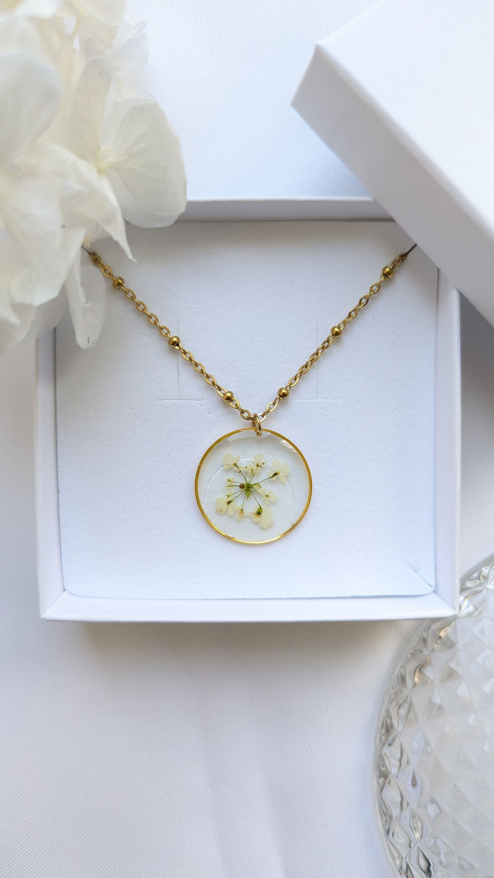 Miniature : Le collier ras du cou Cerfeuil