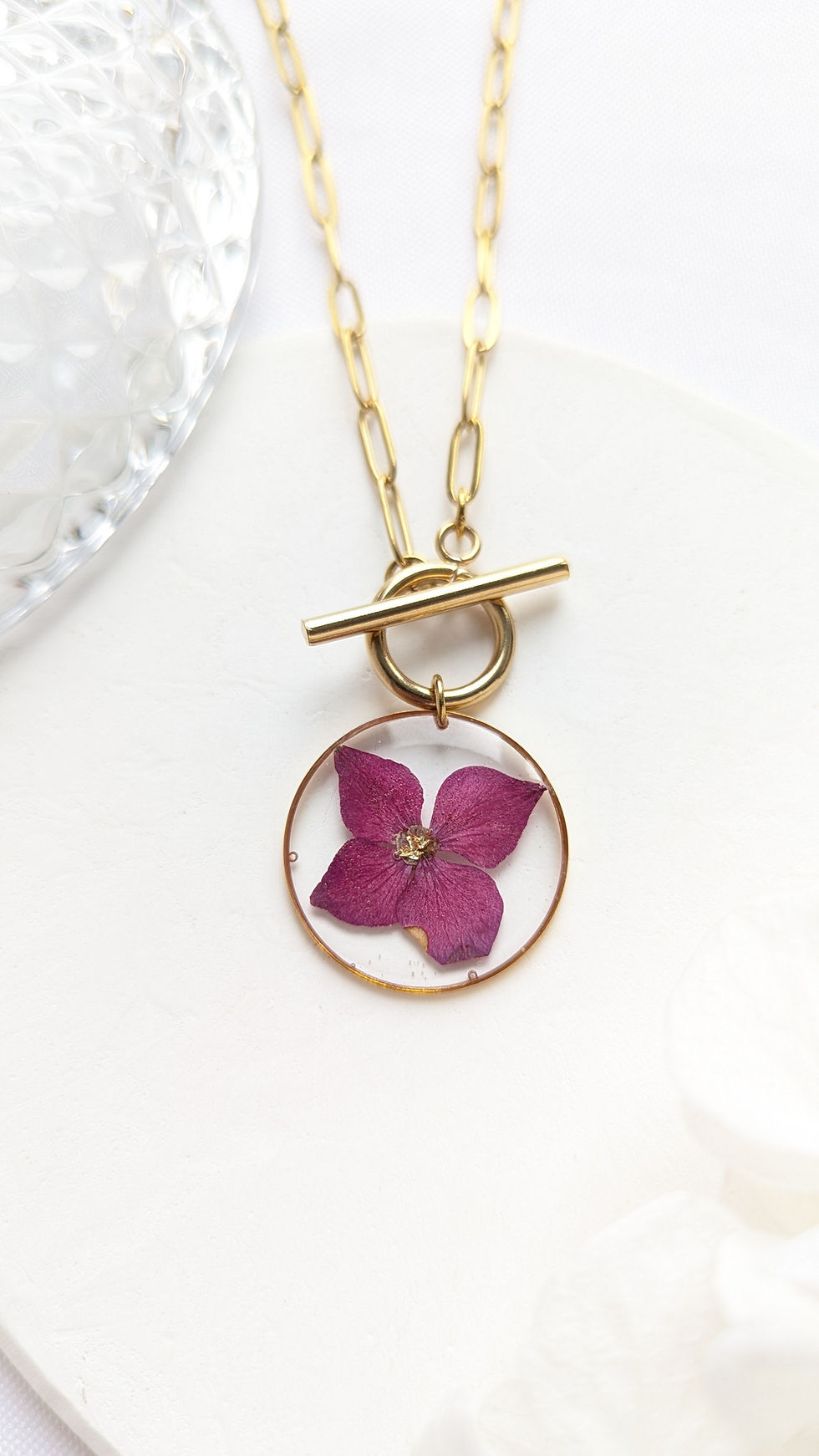 Miniature : Collier ras du cou Hortensia violet fermoir T