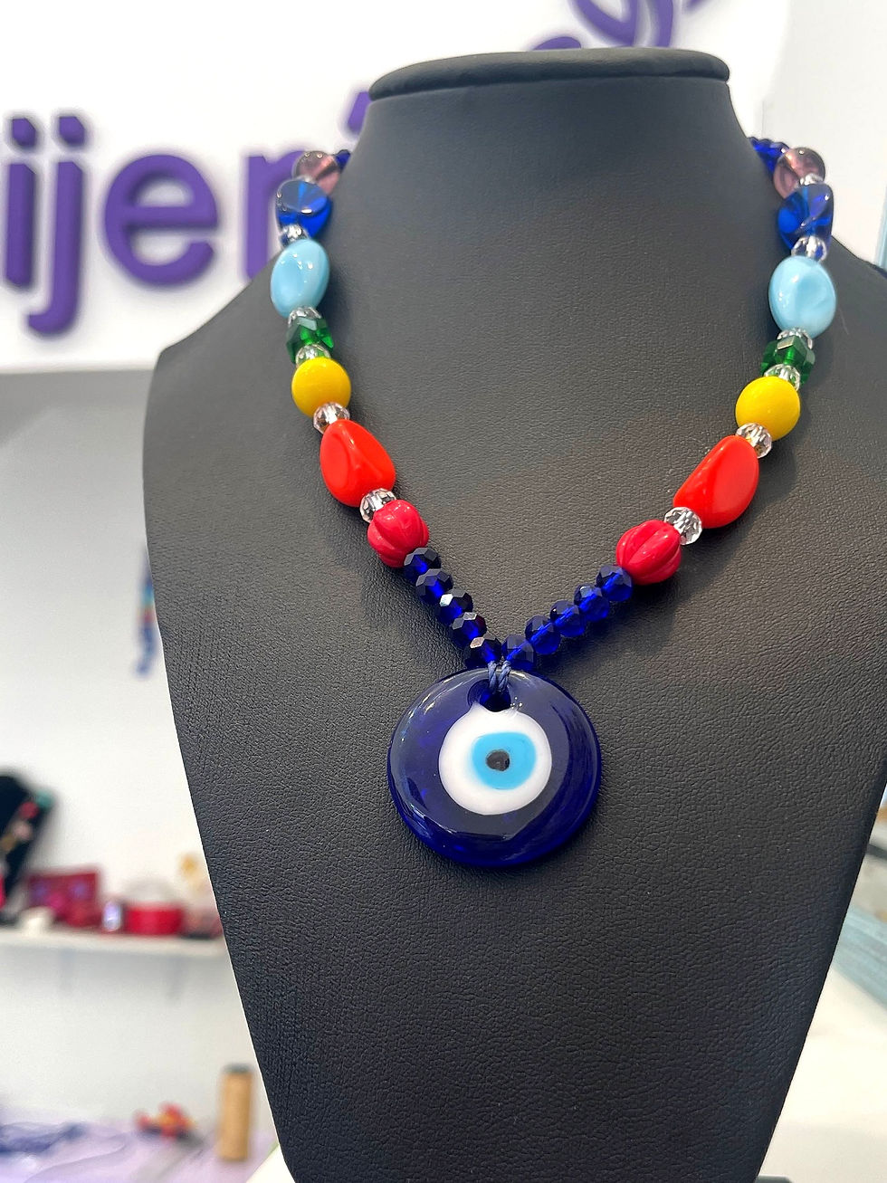 Miniatura: Collar 🧿  🌈 