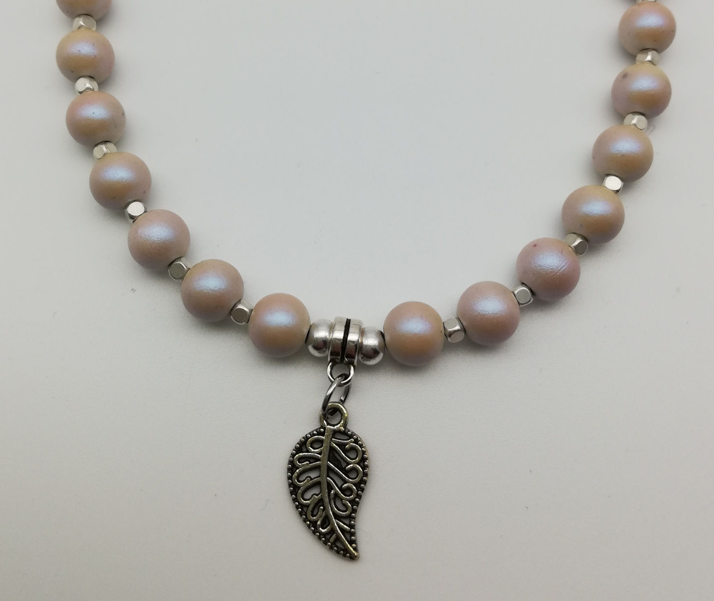 Matte polaris kralen ketting 6