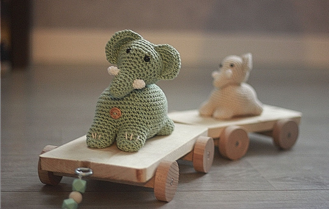 Karretje Olifant Groen/ecru.