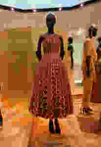 Esther Dress, Christian Dior Haute Couture Autumn/Winter 1952 Velvet and silk tulle with beads.