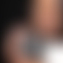 lady holding deseyah candle in her hand