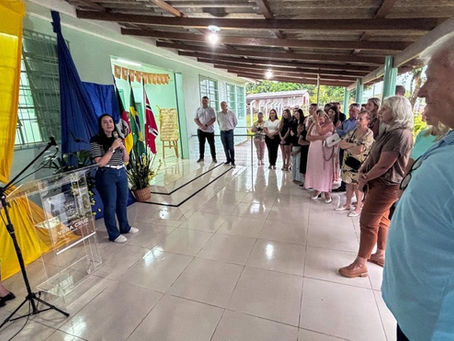 Reinauguração de escola rural em Vera Cruz conta com apoio de recurso destinado pela deputada Franciane Bayer