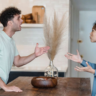 למה זוגות רבים ואיך אפשר ללמוד לריב נכון?