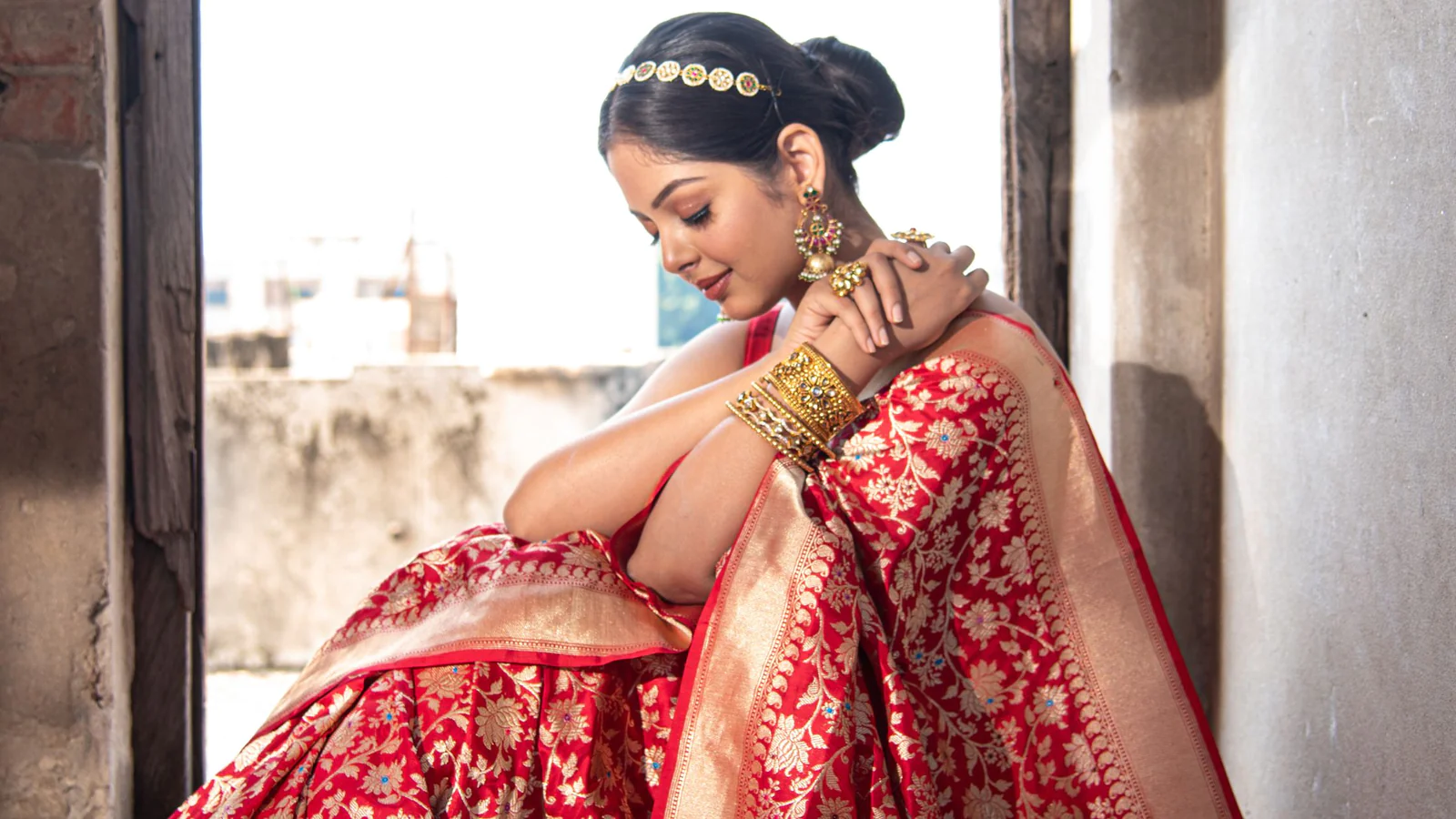 Bride in a Benarasi saree for wedding