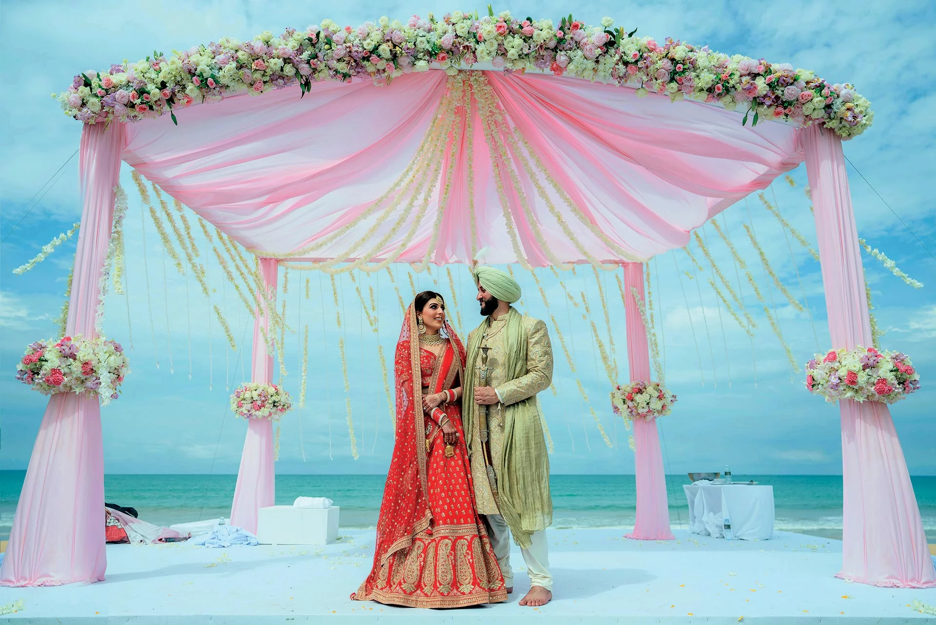 Destination wedding Couple